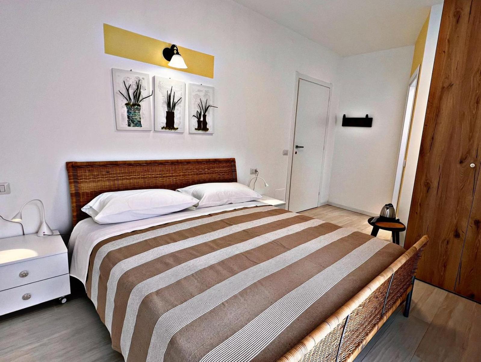Residenza Delfina Apartment Canale Monterano